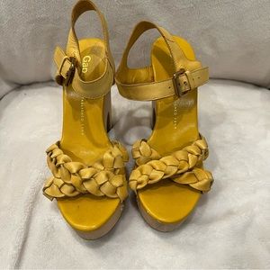Gap wooden and leather wedges